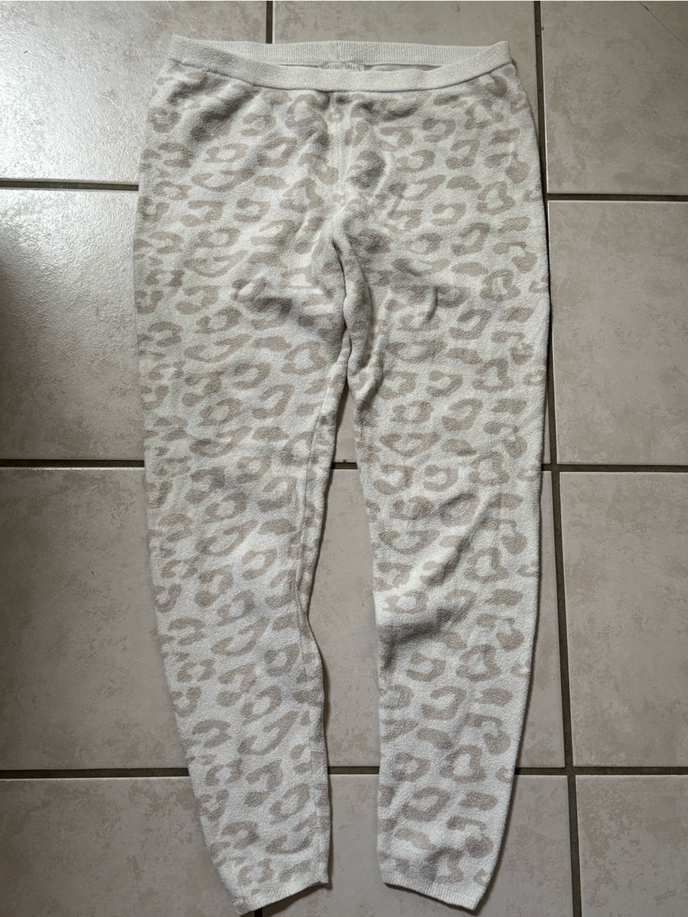 Barefoot Dreams CozyChic Leopard Print Lounge Pants Joggers Size M